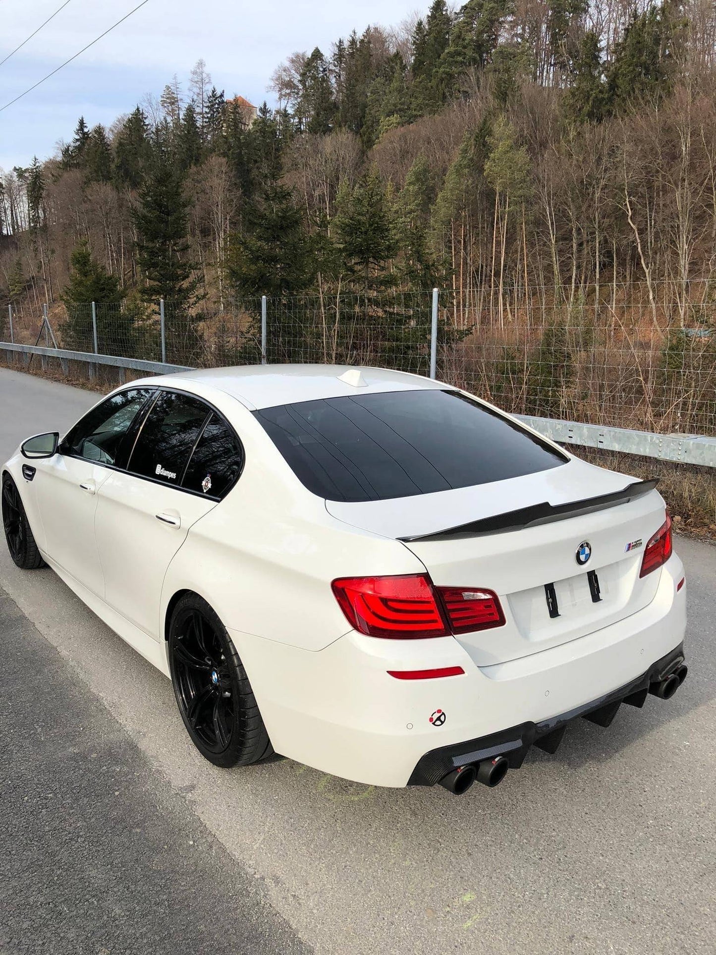 Carbon - BMW M5 F10 Spoiler und 5er P-Style