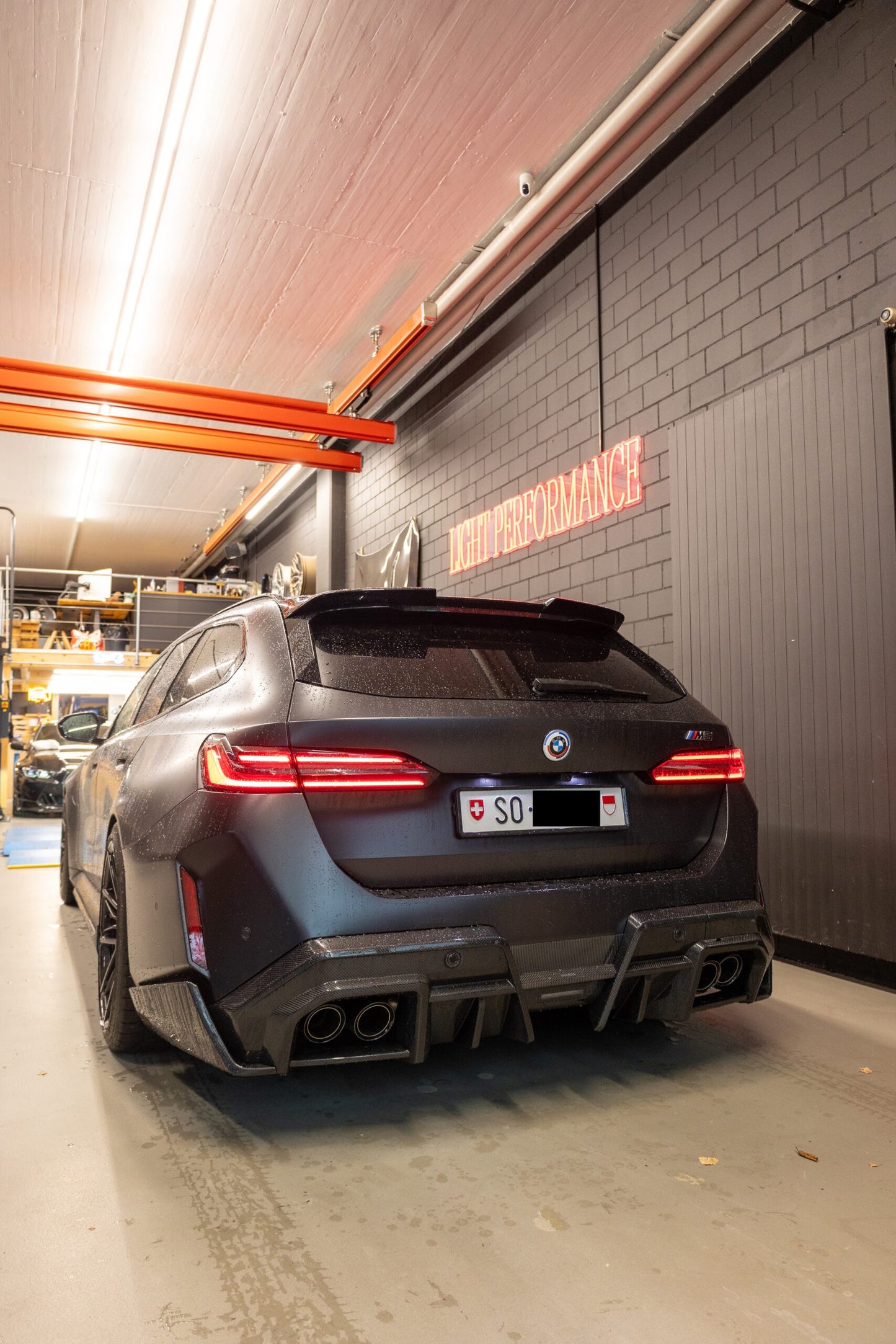 Carbon - BMW M5 G90 / G99 Carbon VRS-Style Diffusor