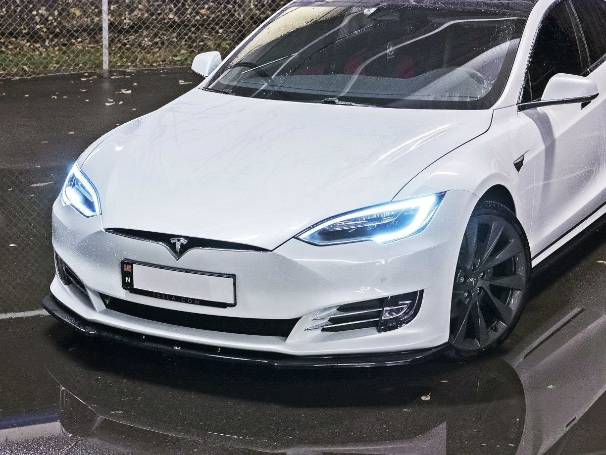 Maxton Design Frontlippe für Tesla Model S Facelift Carbon Look