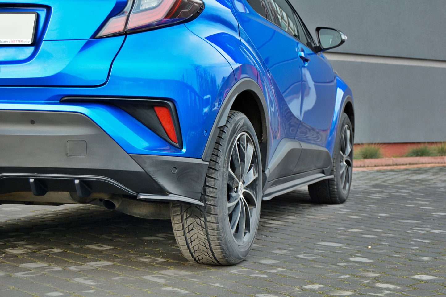 Maxton Design Diffusor-Erweiterungen für Toyota C-HR Carbon Look