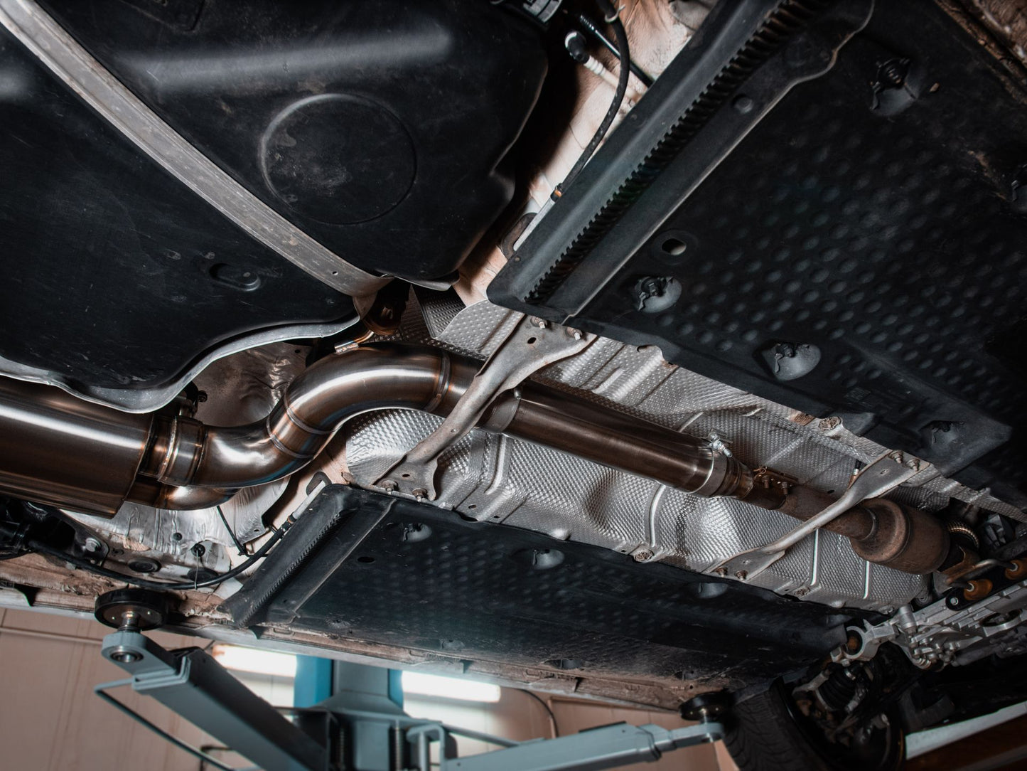 Hurricane Exhaust - (VW Scirocco III / R 2.0 TSI) / (VW Scirocco III 2.0 TSI 180-220ps) - V3