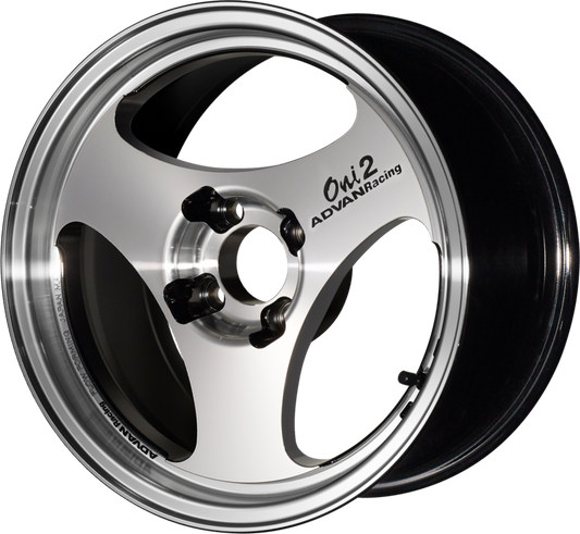 ADVAN RACING | Design: Oni2 | Grösse: 6.0x15 | ET: 38 | Lochkreis: 4x100 | Farbe: machining & diamond cut