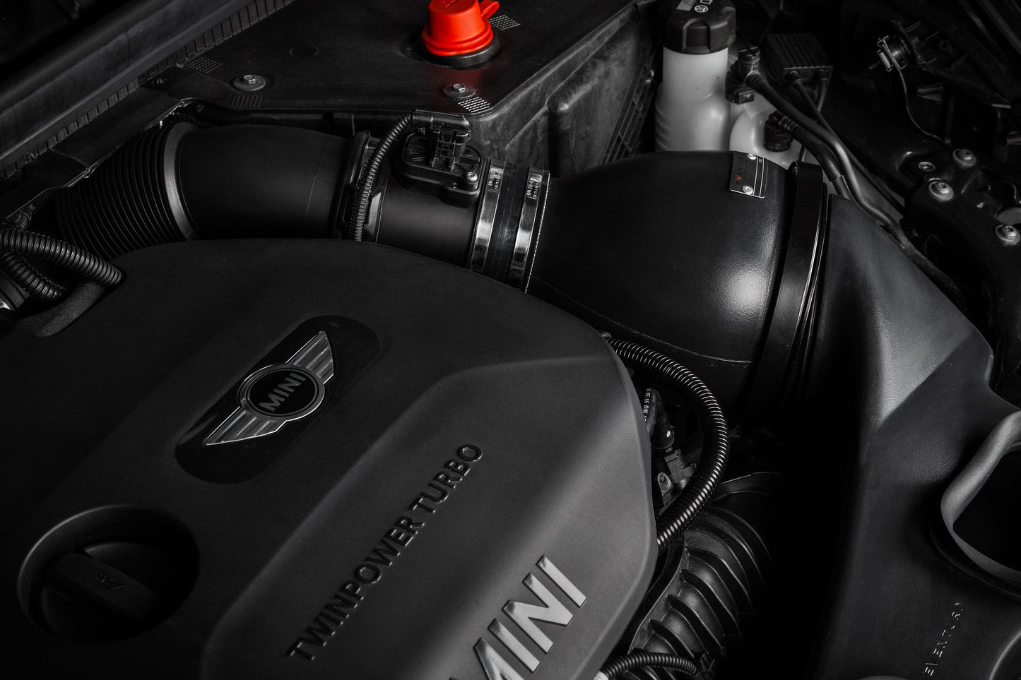 Eventuri Schwarz Carbon Ansaugung für Mini F56 Cooper S / JCW - mit CH-Strassenzulassung
