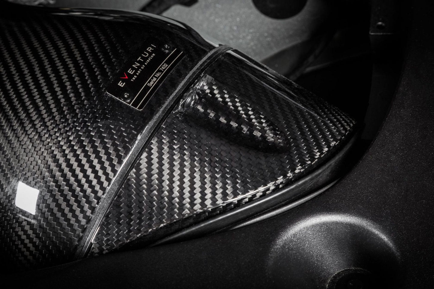 Eventuri Carbon Ansaugsystem für BMW F90 M5 und F92 M8 V2
