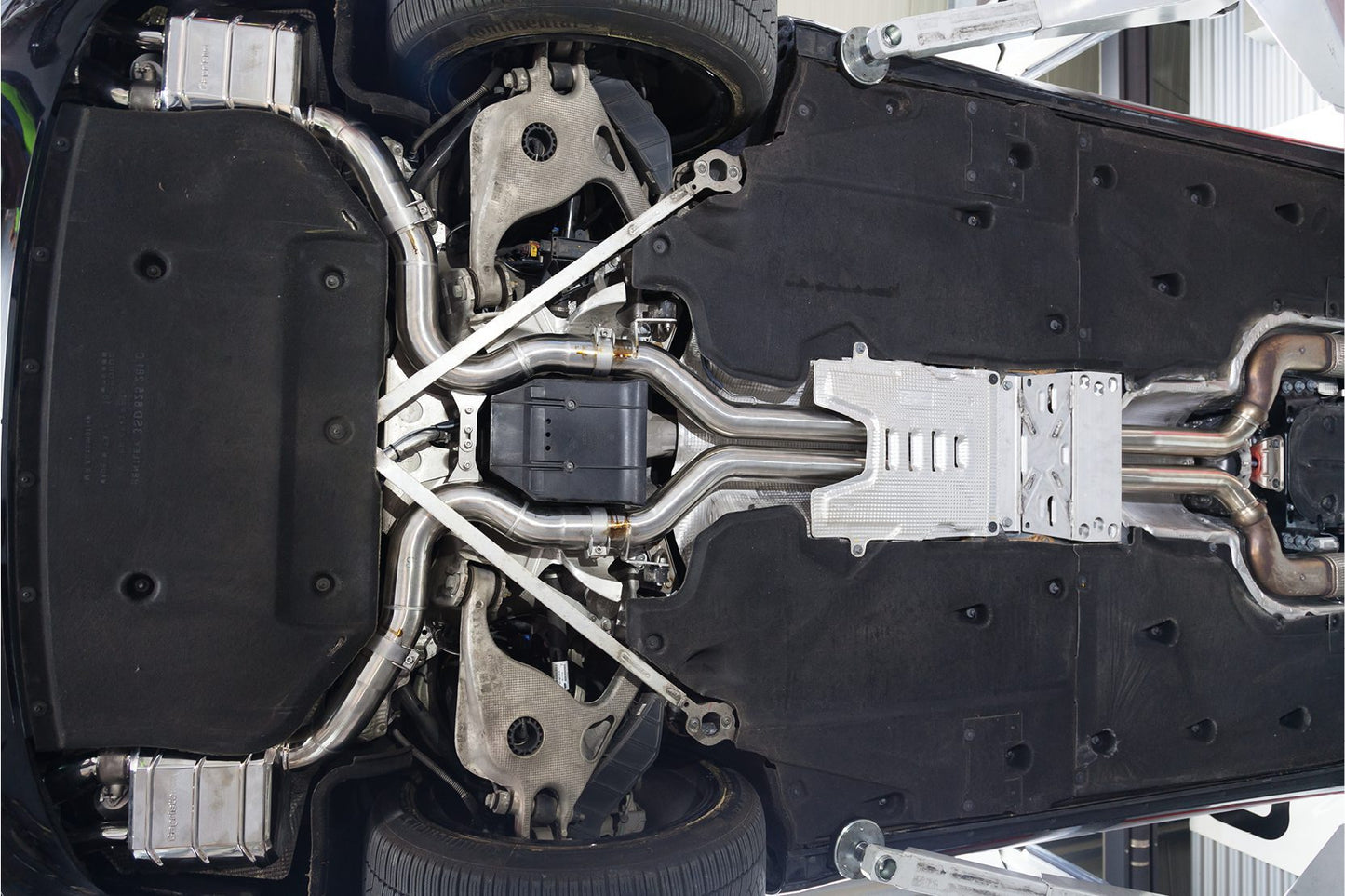 Capristo Sportauspuff Bentley Continental GT und GTC (ab 03/2018) W12 mit CH-Gutachten