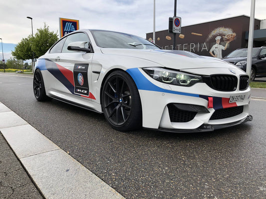 Carbon - P-Style Seitenschweller BMW M4 F82/F83 & F32
