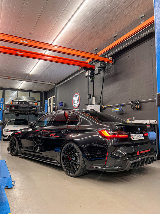 Carbon - BMW M3/4 G8X R-Style Diffusor