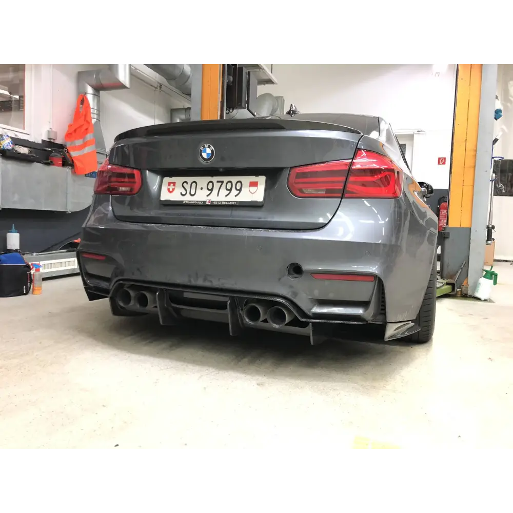 Carbon - BMW M3/4 F80/82/83 RS-Style Diffusor