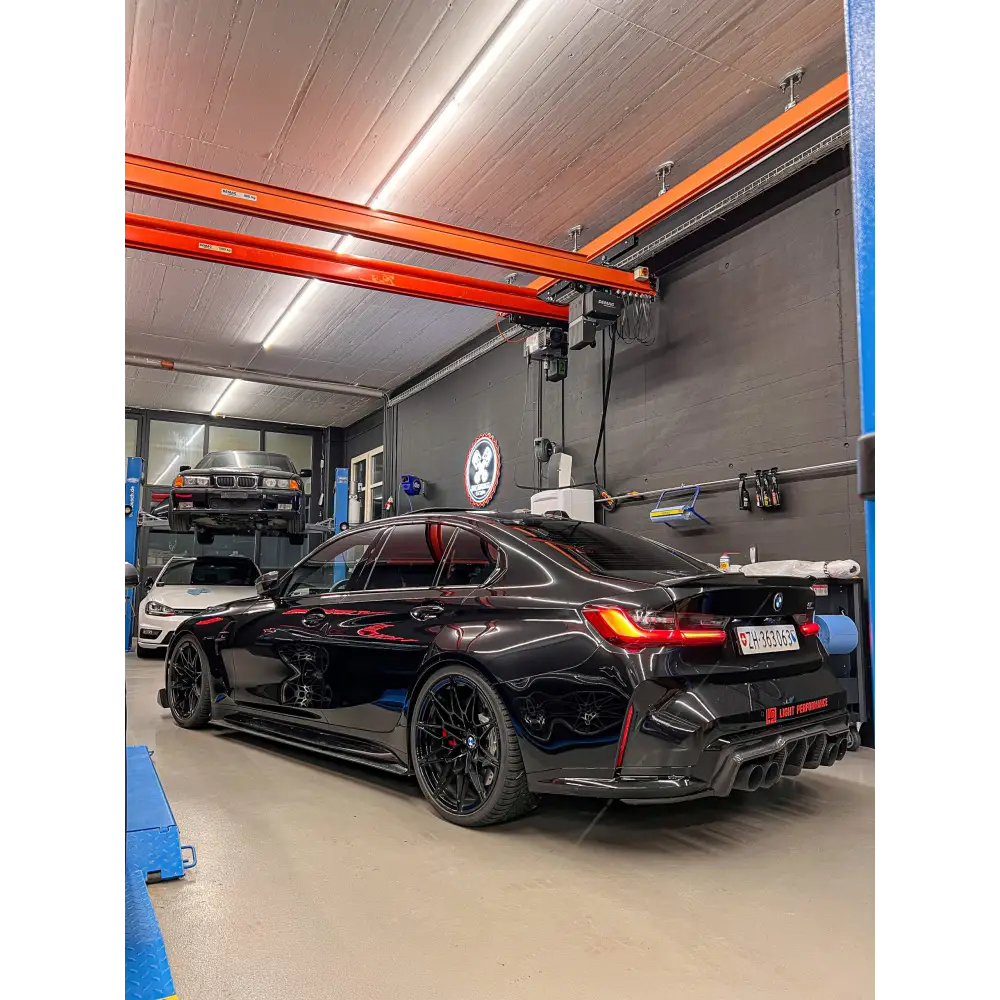 Carbon - BMW M3/4 G8X R-Style Diffusor