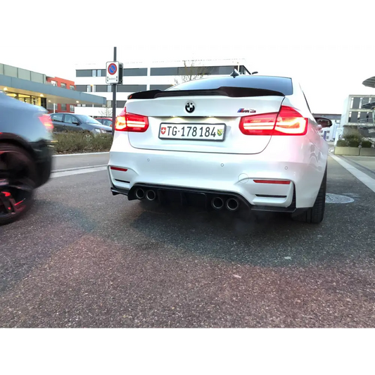 Carbon - BMW M3 F80 V-Style Spoiler