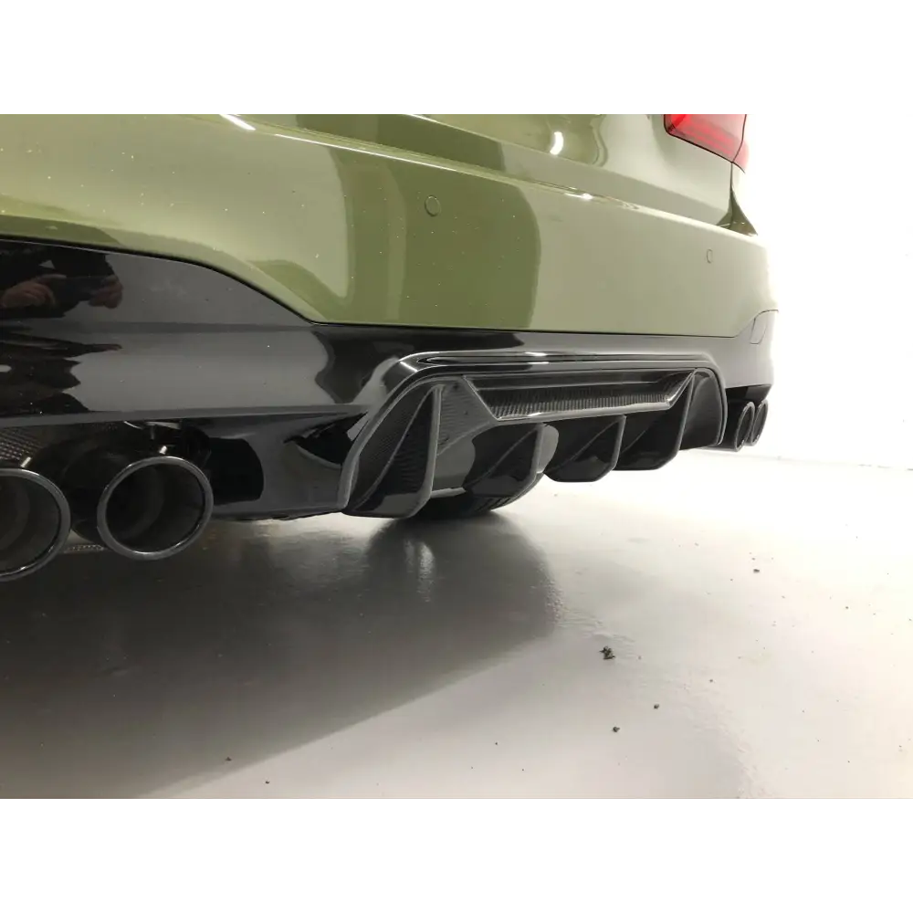 Carbon - BMW M5 F90 M-Style Diffusor