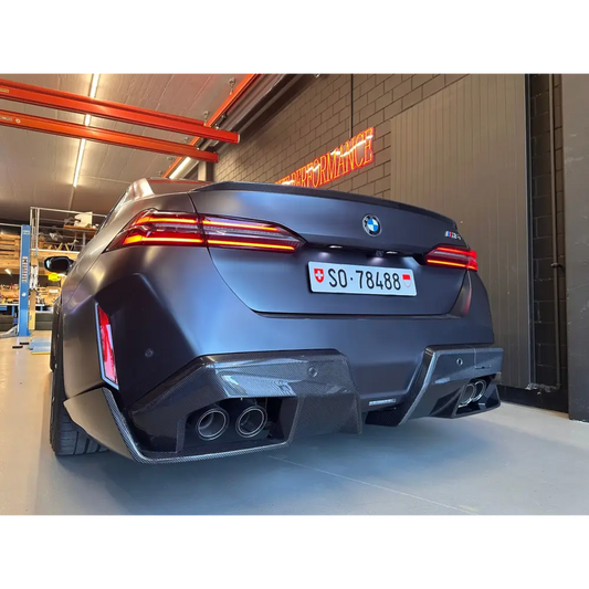 Carbon - BMW M5 G90 / G99 Carbon P-Style Diffusor