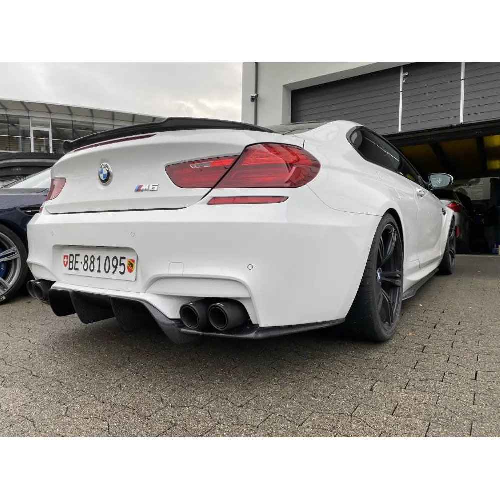 Carbon - BMW M6 F06/F12/F13 V-Style Diffusor