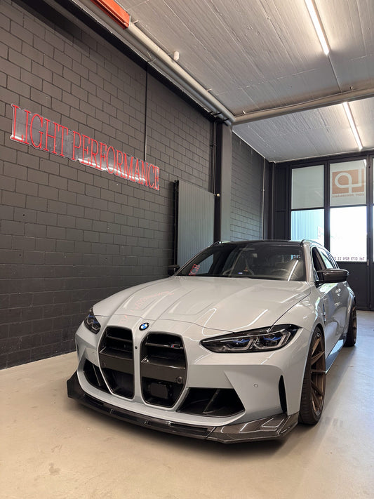 Carbon - BMW M3 / M4 VOR-Style Frontgrill in Carbon