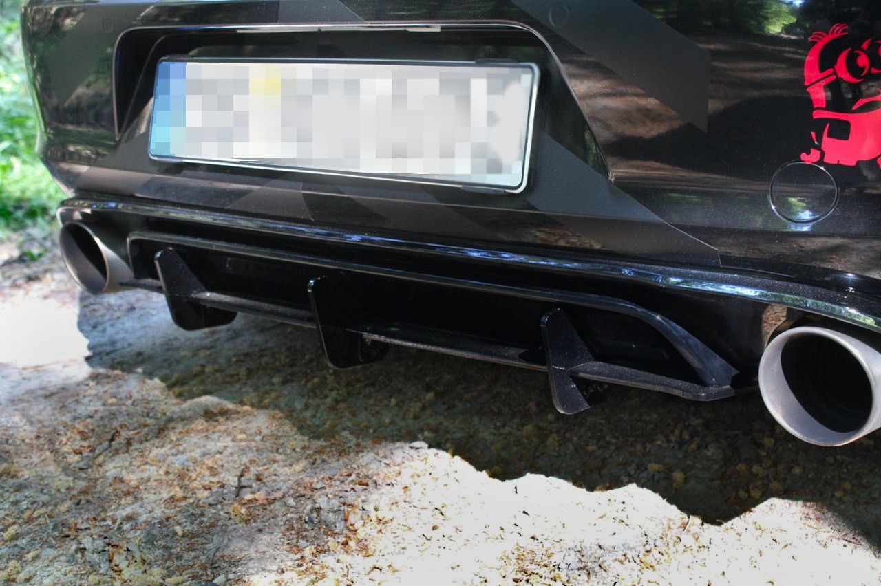 Maxton Design Racing-Diffusor für Volkswagen Golf MK7|Golf 7 Clubsport schwarz unbearbeitet