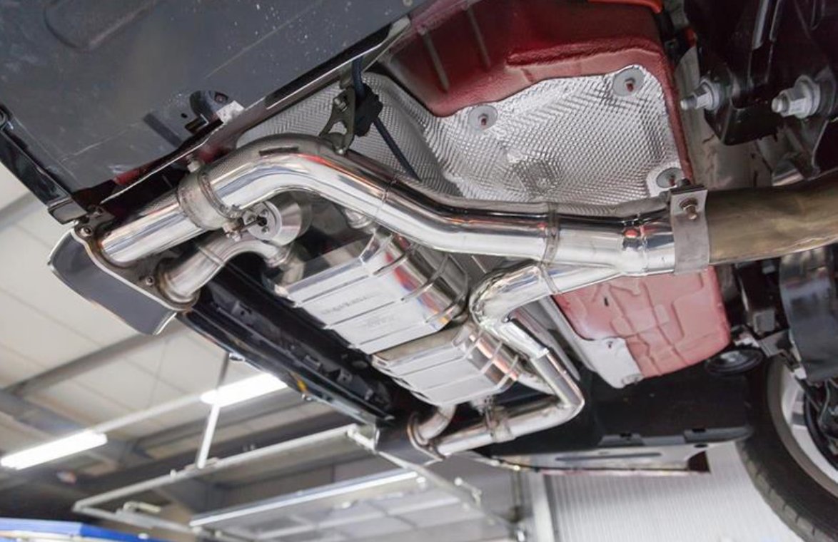 Capristo Sportauspuff BMW 435i F32 / F33 / F36 mit CH Zulassung - TUNING SWITZERLANDAbgasanlagen / DownpipesTUNING SWITZERLAND02690Capristo Sportauspuff BMW 435i F32 / F33 / F36 mit CH Zulassung
